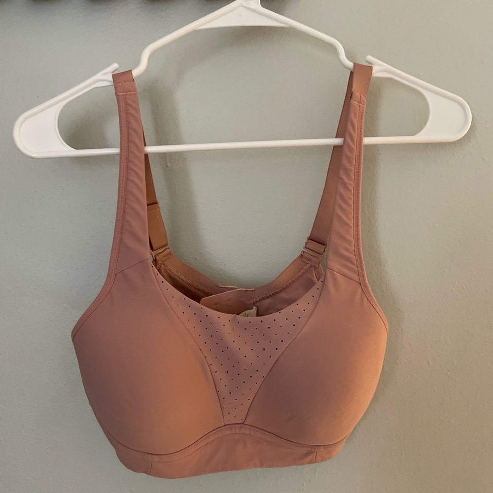 Seamless pink sports bra lululemon
